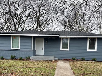 1802 Up The Grove St