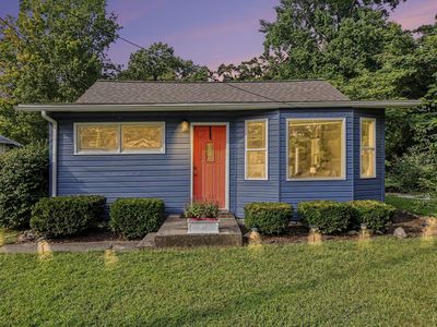 1114 Bell Ave