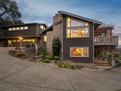 2016 Park Vista Court