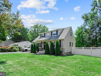 5 Langmoore Dr