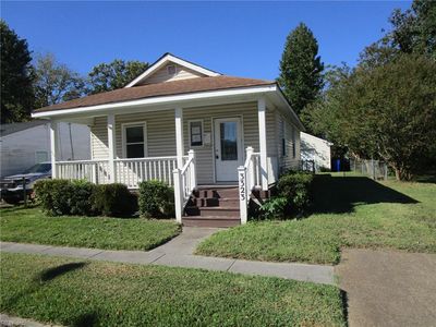3323 Montana Ave