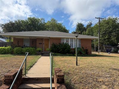 Property at 124 S 11th St, Chickasha, OK