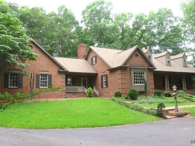 218 Old Farm Rd