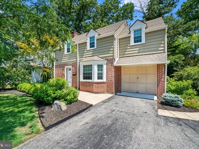 809 Woodsdale Rd