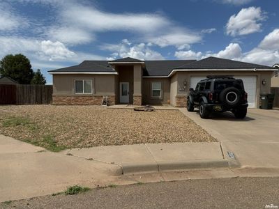 1916 Hali Ln