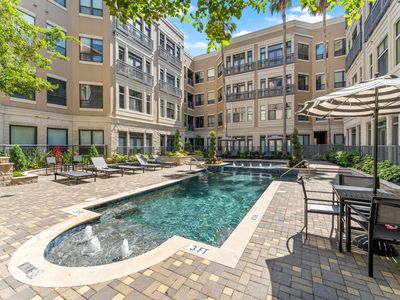 1901 Post Oak Blvd APT 4507