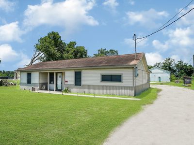 4823 4823/4815 N Main St
