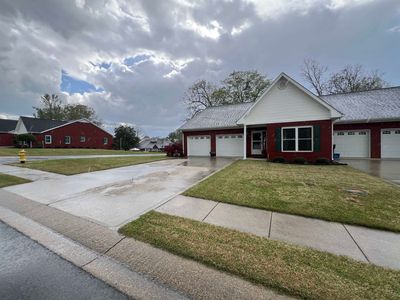 927 Brookridge Ln SE