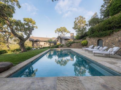 126 Winding Way