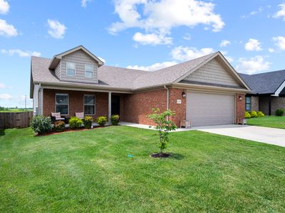 1137 Mission Dr