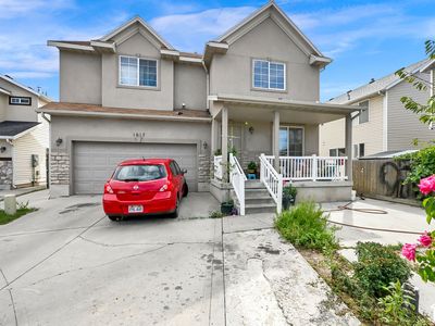 1617 W Prospect Cir