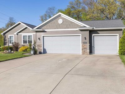 Property at 53560 Baltimore Oriole Dr, Bristol, IN