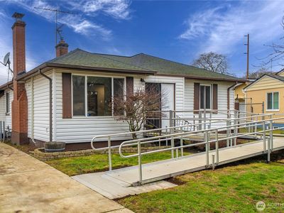 18 Oak Park Drive SW