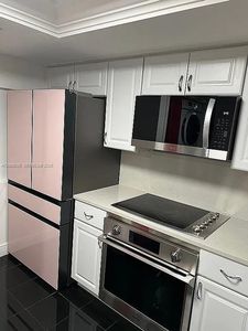 11183 NW 7th St APT 204-20