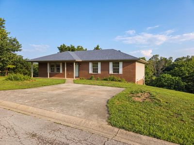 1317 Twin Brook Dr