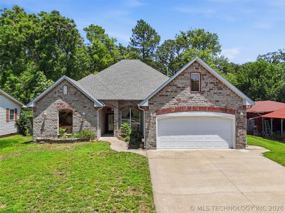 Property at 1508 7th St, Pawnee, OK