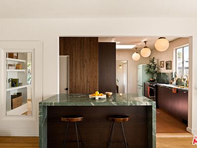 818 Palms Blvd
