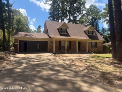 1357 Canterbury Ln