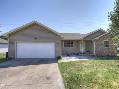 Property at 1610 Sophia St, Carthage, MO