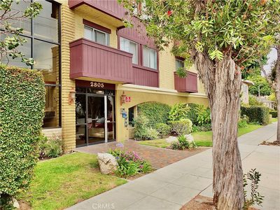 2805 E 3rd St APT 6