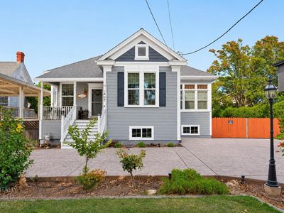 407 2nd St