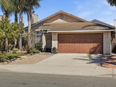 1055 Eagle Dr