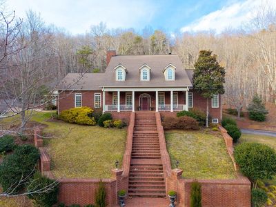 4323 Spring Court Cv