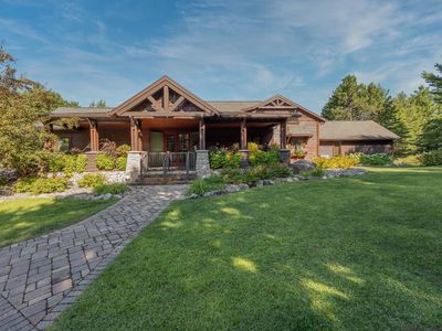 1116 Sand Lake Dr NW