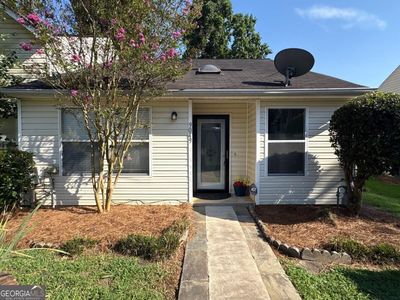 9049 Stoneleigh Trce