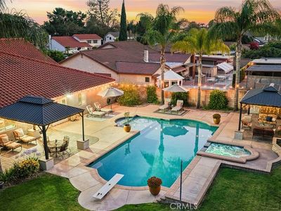 17941 Caballo Dr