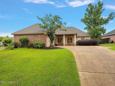 454 Pinebrook Cir