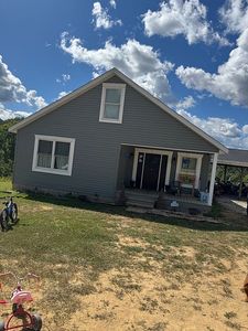155 Guy Ln