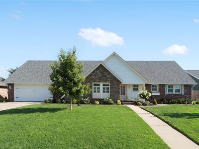 2505 W Orleans Dr