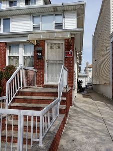 1539 W 5th St