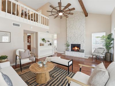 13684 Mutiny Ln