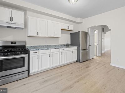 2022 Cliftwood Ave