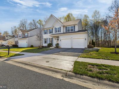 419 Bergenia Loop