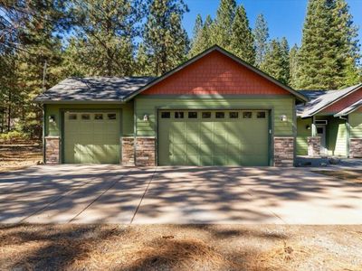 Property at 133 Old Stage Loop, Mount Shasta, CA