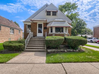 3229 Highland Ave
