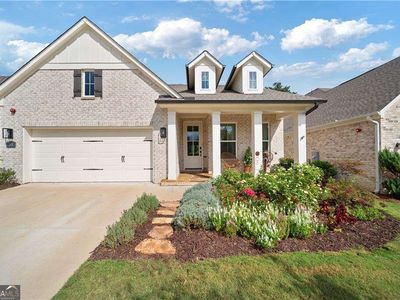 318 Carriage Glen Ln