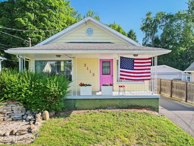 3111-3113 Watson Blvd