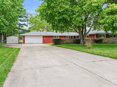 16172 Brookwood Dr
