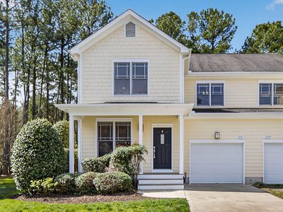 312 Charleston Ln