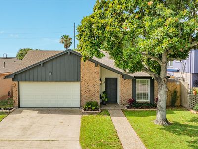 15 Tradewinds Dr