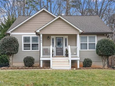 1743 Willa Place Dr