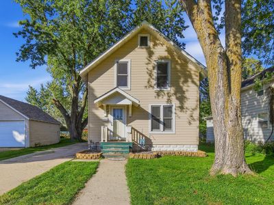 Property at 806 6th Ave NW, Austin, MN