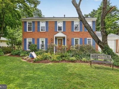 Property at 8912 N Westland Dr, Gaithersburg, MD