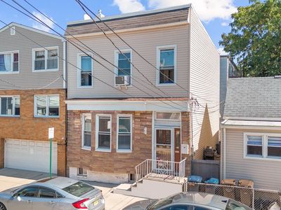 6722 Jackson St