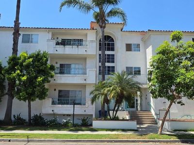 1335 Newport Ave APT 104