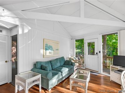 Property at 304 Tree Top Dr #23, Four Seasons, MO
